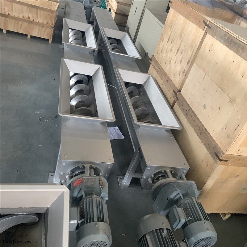 污泥無軸(zhóu)螺(luó)旋輸送(sòng)機